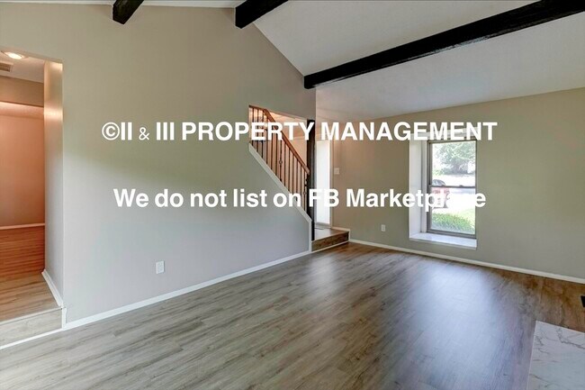 Building Photo - 537 NW Valleybrook Rd