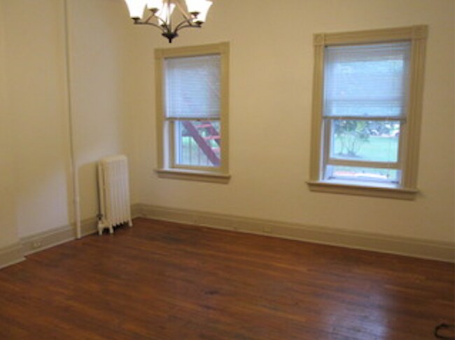 Living Room - 447 S Main St