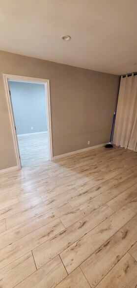 Building Photo - 1300 Midvale Ave