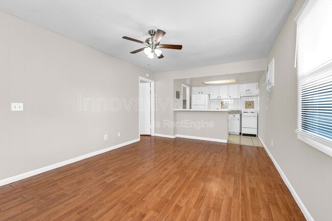 Building Photo - 5111 Curry Ford Rd