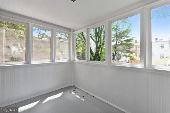 Building Photo - 3910 Yuma St NW