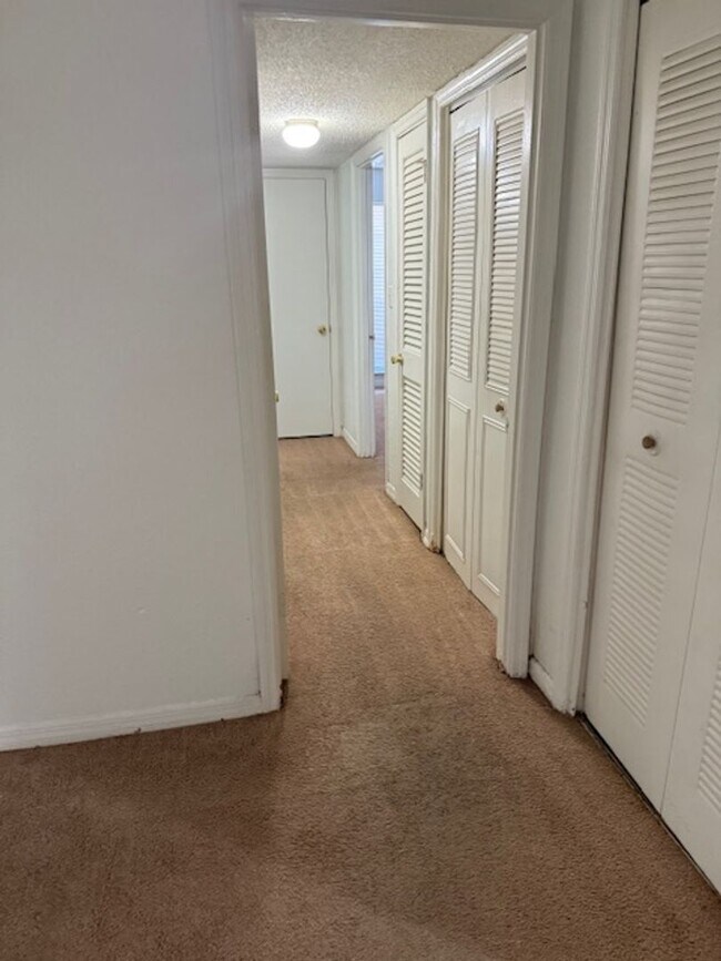 Building Photo - Ground Floor Two bedroom condo