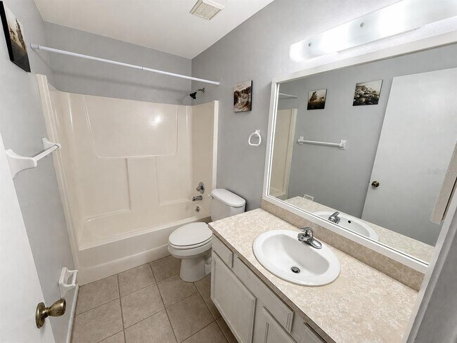 Building Photo - 7904 Waterview Way