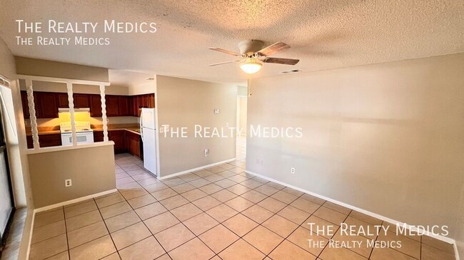 Building Photo - 5520 Charleston St