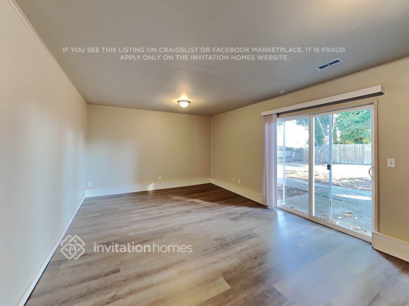 Building Photo - 22303 4th Pl W