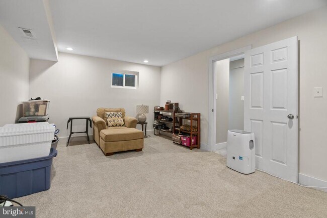 Building Photo - 14827 Old Frederick Rd