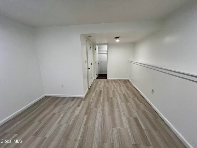 Building Photo - 21 Loughberry Rd