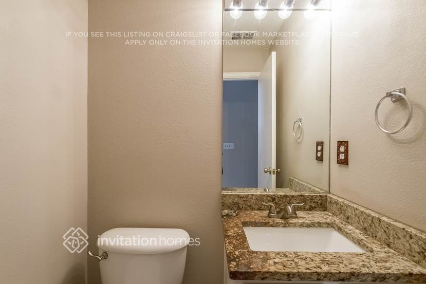 Building Photo - 5364 Goshawk St