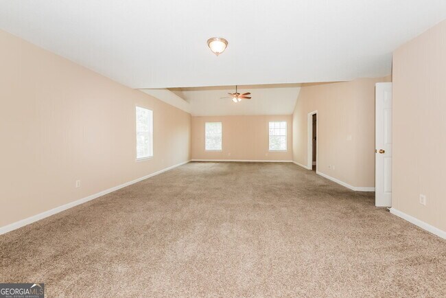 Building Photo - 369 Kentwood Springs Dr