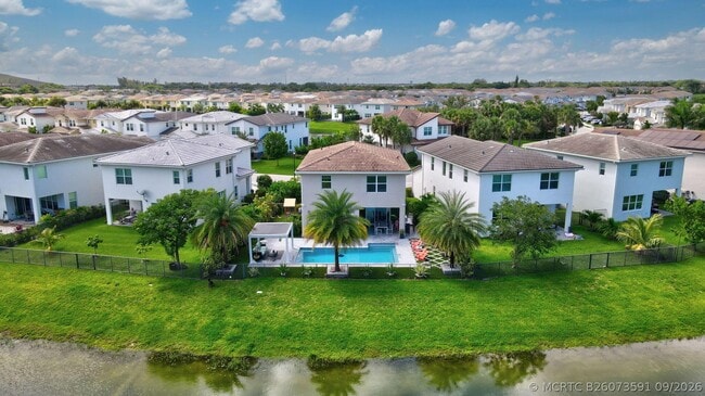 Building Photo - 990 Veleiros Blvd