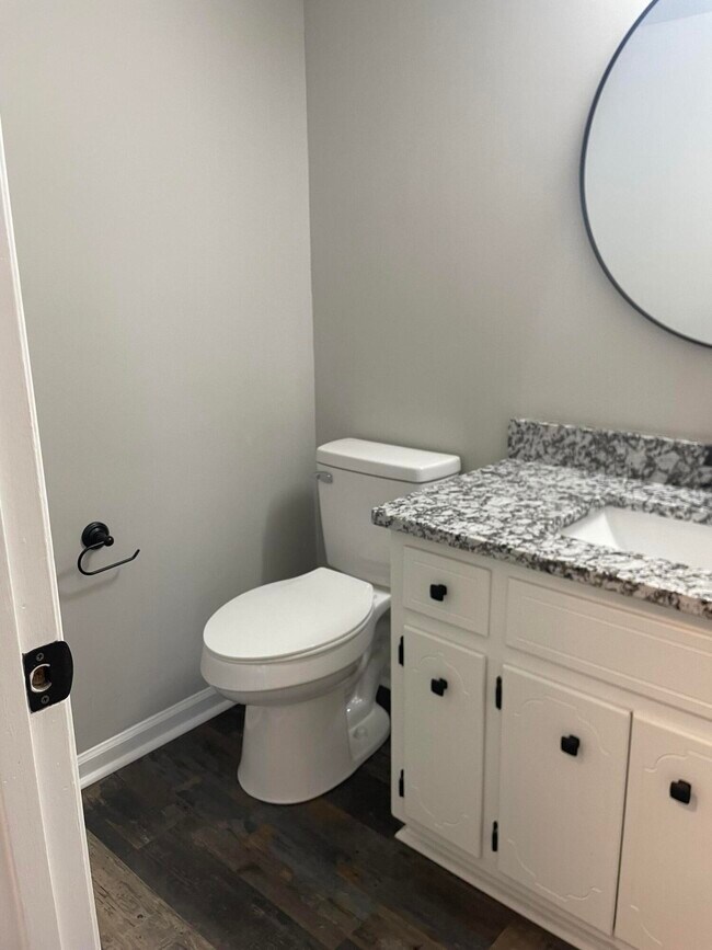 Building Photo - 325 Hackamore Trail