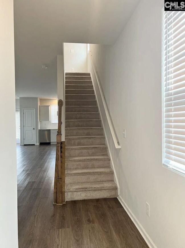 Building Photo - 199 Kitti Wake Dr