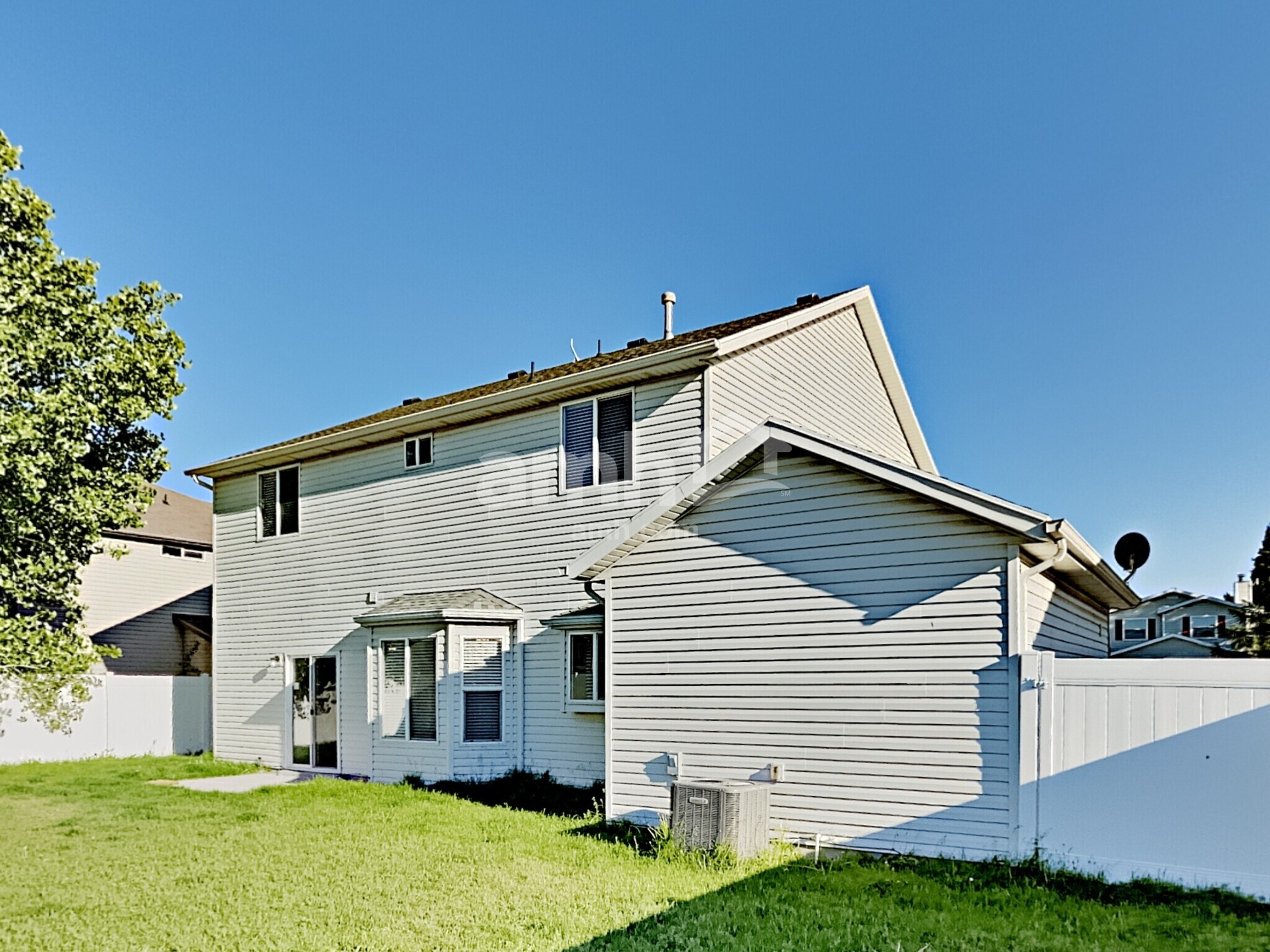 Building Photo - 5708 Plumbago Ave