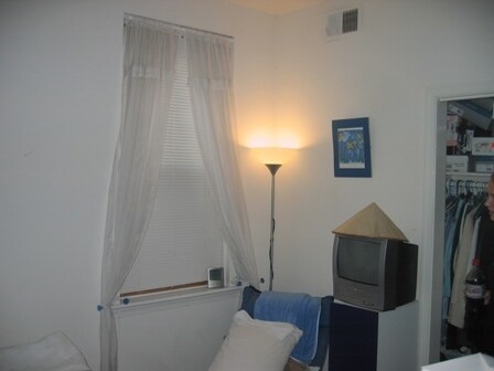 Building Photo - 1818 S St NW