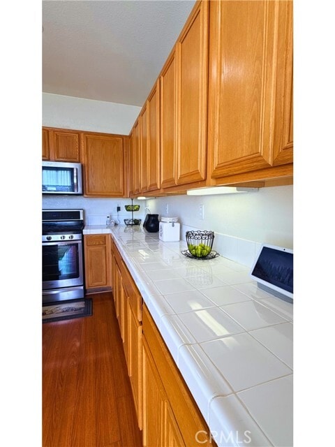 Building Photo - 14115 Desert Rose St