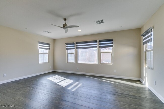 Building Photo - 2497 Birch Hollow St