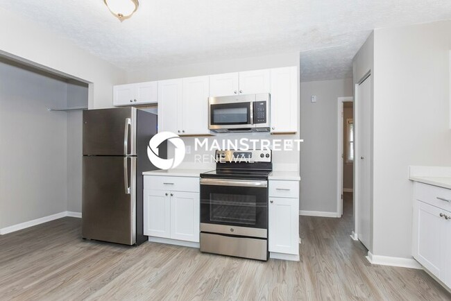 Building Photo - 1638 Clyde Pl