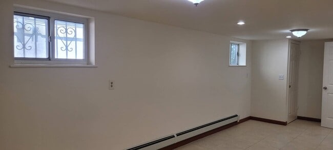 Building Photo - 120 Bryant Ave