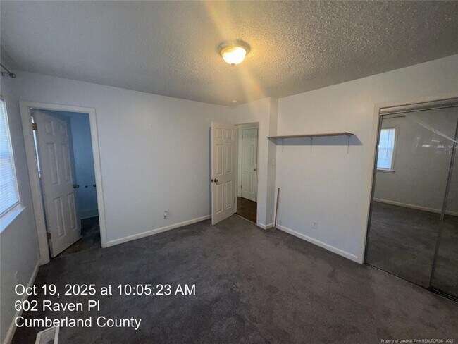 Building Photo - 602 Raven Pl