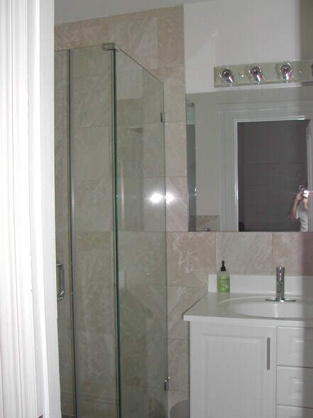 Building Photo - 19 Braddock Park