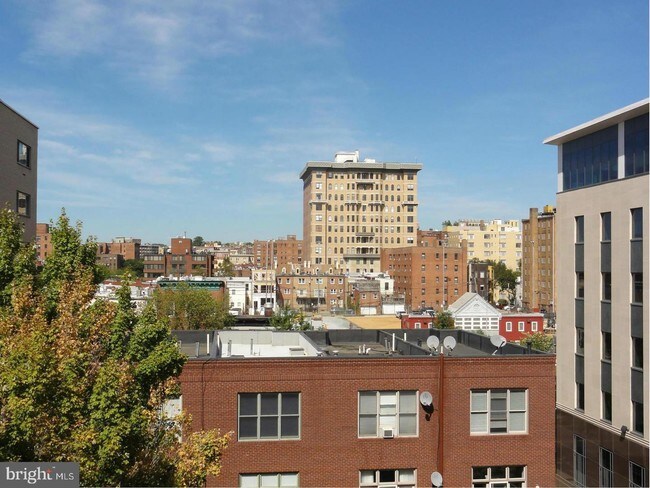 Building Photo - 1401 17th St NW