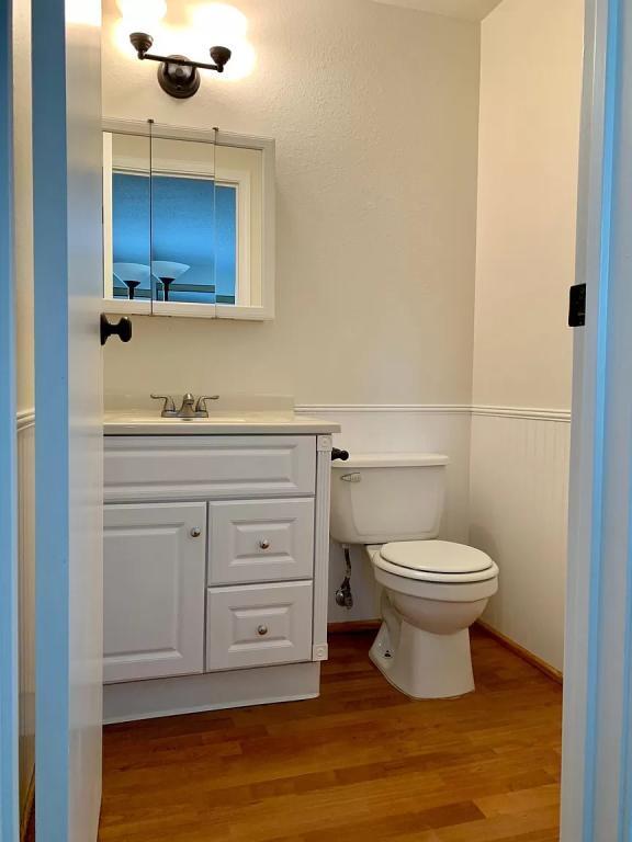 Building Photo - 4124 W Albany Ave