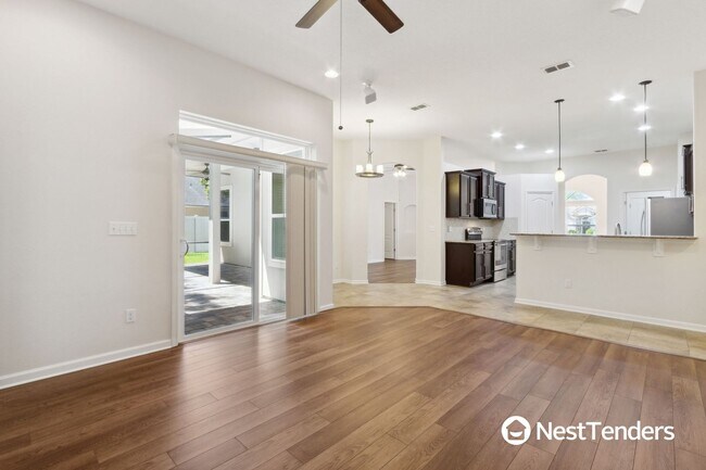Building Photo - Roses Bluff Home in Yulee!