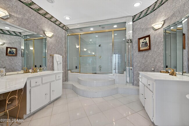 Building Photo - 915 Ocean Shore Blvd