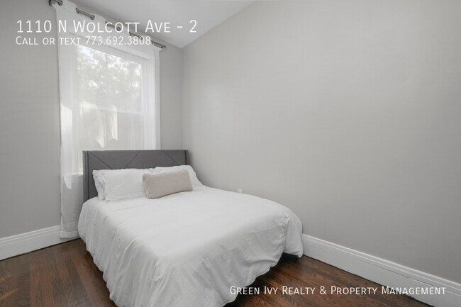 Building Photo - 1110 N Wolcott Ave