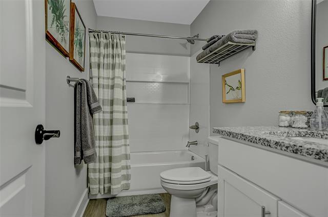 Building Photo - 731 Layne Dr