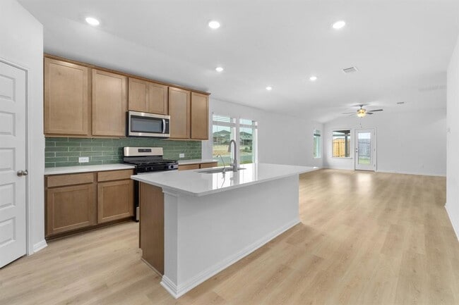 Building Photo - 496 El Capitan Lp