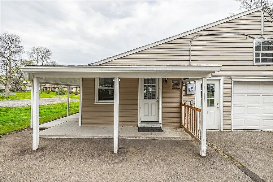Building Photo - 46 Kircher Park