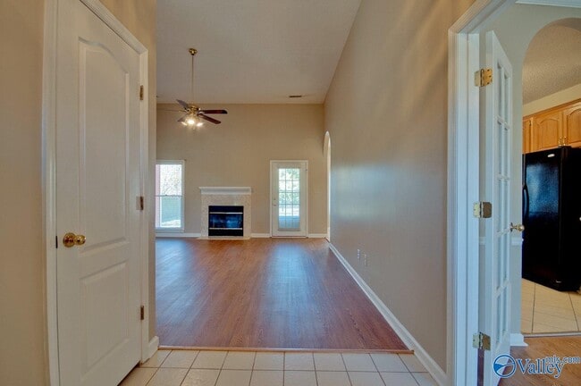 Building Photo - 97 S Interlaken Dr