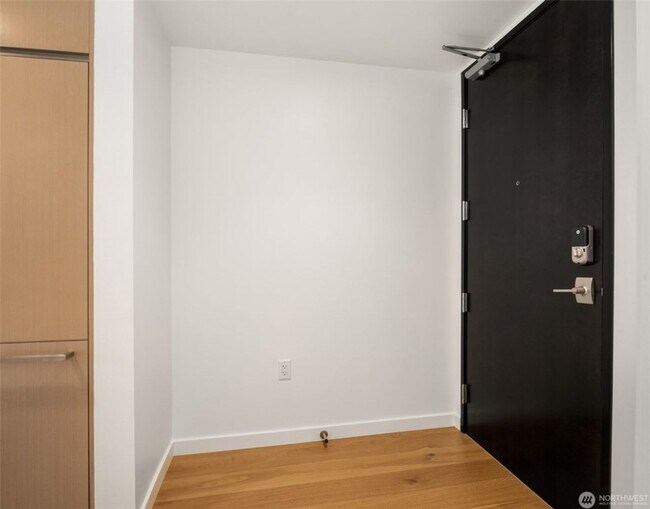 Building Photo - 1Bd/1Ba Seattle Condo