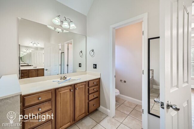 Building Photo - 5 br, 3 bath House - 2614 Dolostone Way UNIT