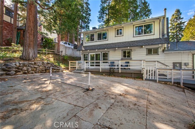 Building Photo - 818 Dom Way