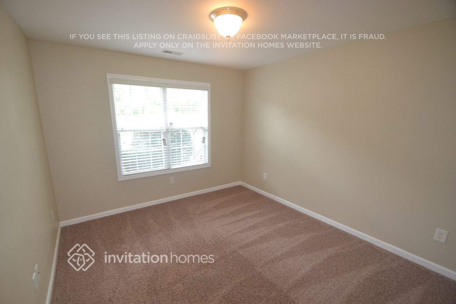Building Photo - 5721 Flowers Ridge SW