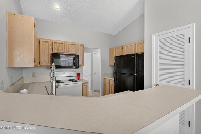 Building Photo - 400 Ashcroft Landing Dr
