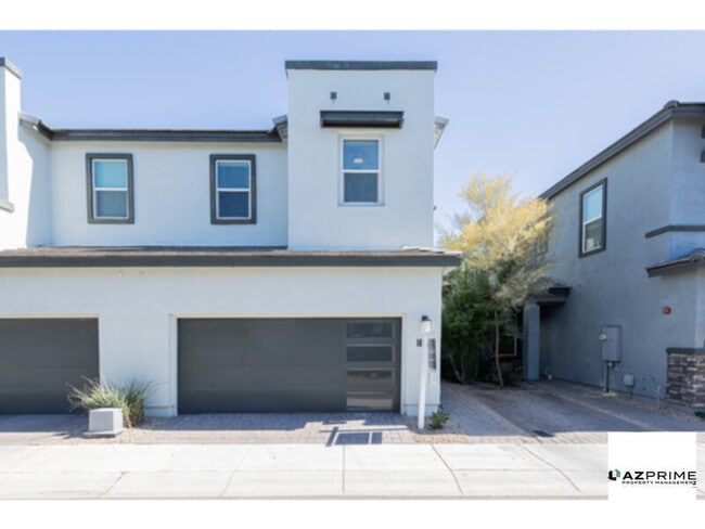Building Photo - NO CARPET! 2020 new build in the gated Har...