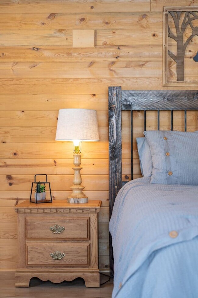 Building Photo - 5406 Henrys Lake Rd