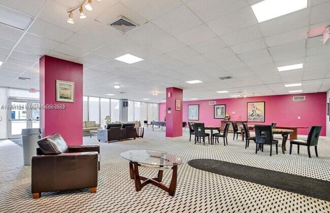 Building Photo - 2150 Sans Souci Blvd