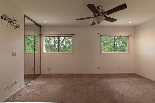 Building Photo - 1210 Andover Cir