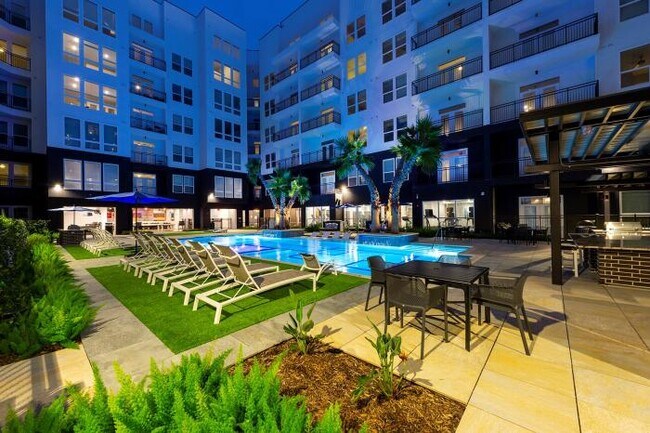 Building Photo - 1 bedroom in Houston TX 77007