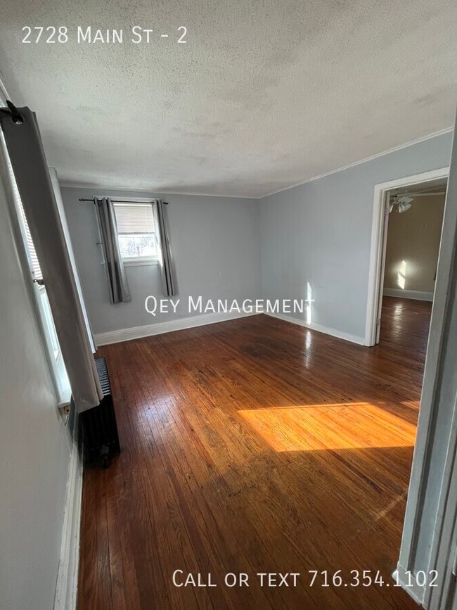 Building Photo - 2728 Main St