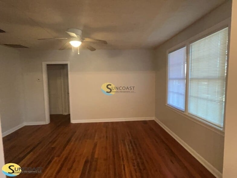 Building Photo - 1291 Randolph St