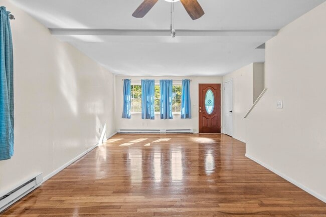 Building Photo - 675 Millville Ave