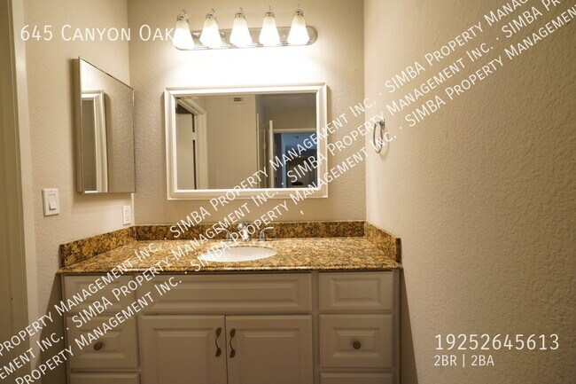 Building Photo - 645 Canyon Oaks Dr