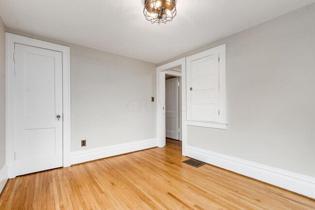 Building Photo - 2074 Iuka Ave