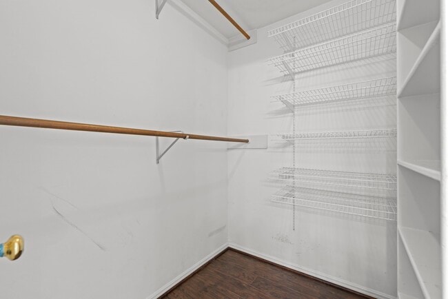 Building Photo - 8318 Everleaf Dr