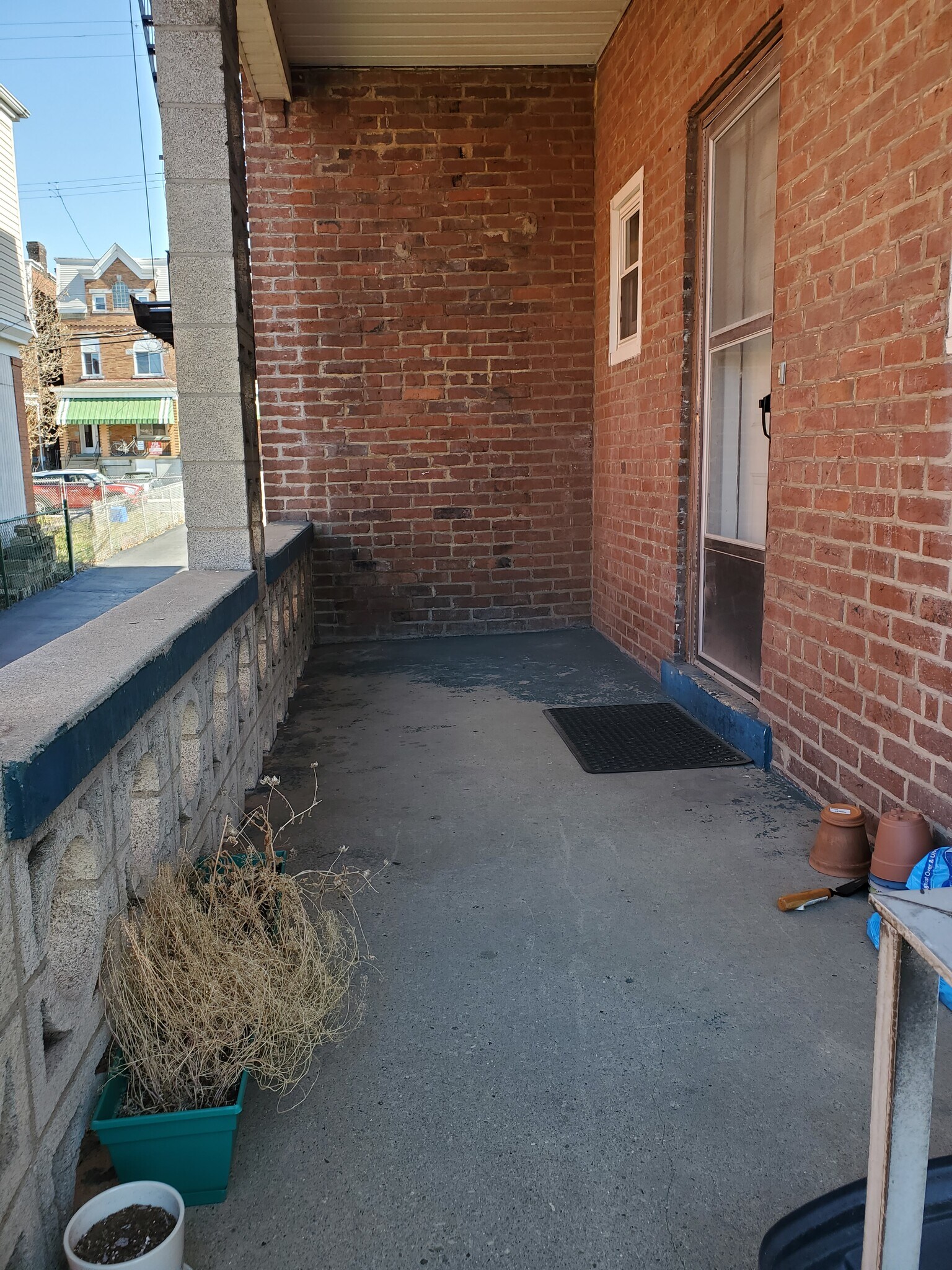 Porch to Apt 1B - 3435 Dawson St